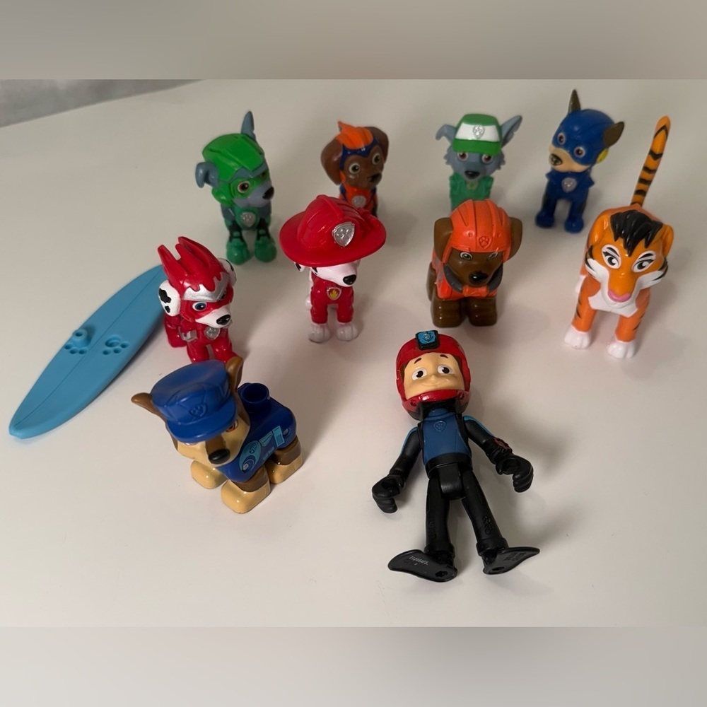 Paw Patrol Chase Marshall Zuma Sky Alex playset toy figure dog pet 11 Pcs